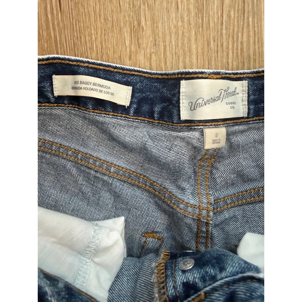Universal Thread 90s Baggy Bermuda Shorts Womens 8 Blue Denim High Rise Cotton